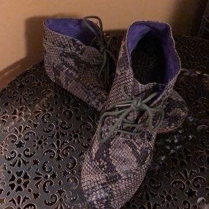 TOMS Booties